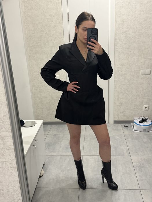 Продам сукню - корсет