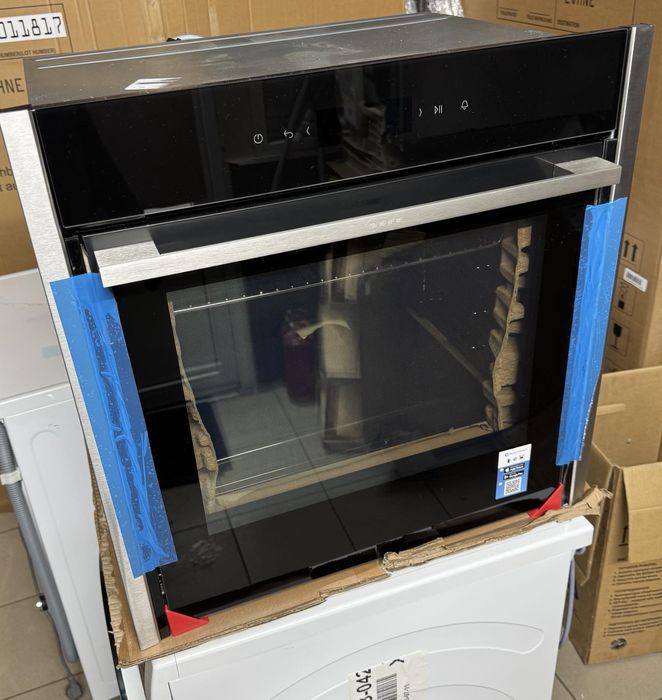 Вбудована духовка NEFF B54CR31N0 N70