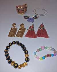 Brincos e pulseiras