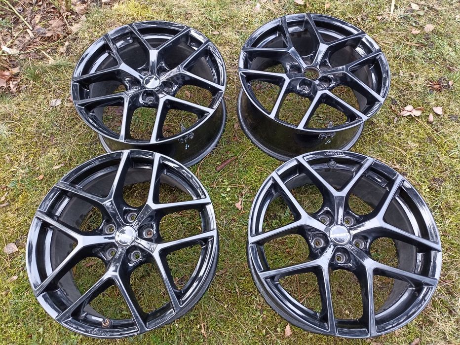 Felgi 18 Borbet 5x114,3 ZIMA 235 40 R18  Lexus Toyota Mazda Honda
