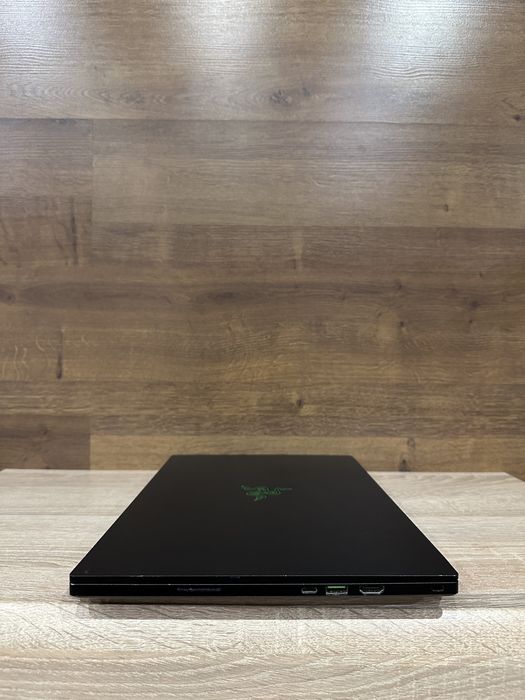 Ігровий Razer Blade RZ09-0409 15.6" i7-11800H\32 \1 Tb\RTX 3080-8 Gb
