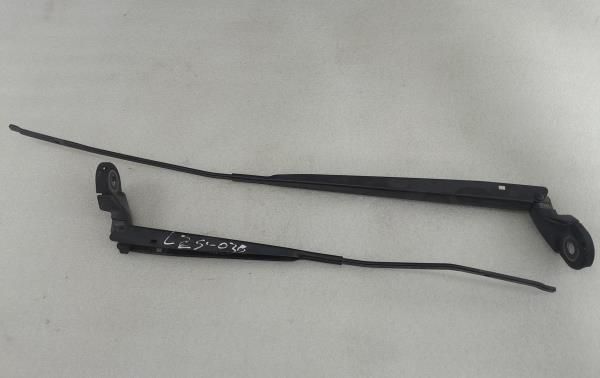 Haste / braço de escova limpa vidros frente direita CITROËN C4 Cactus