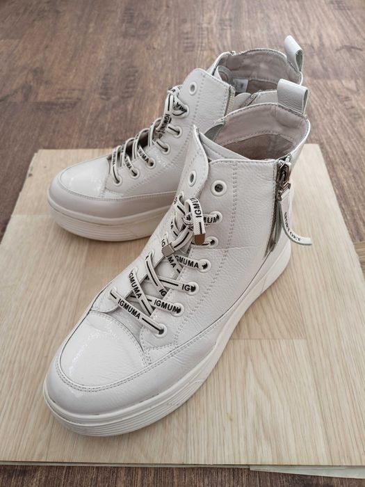 Ботинки демисезонные