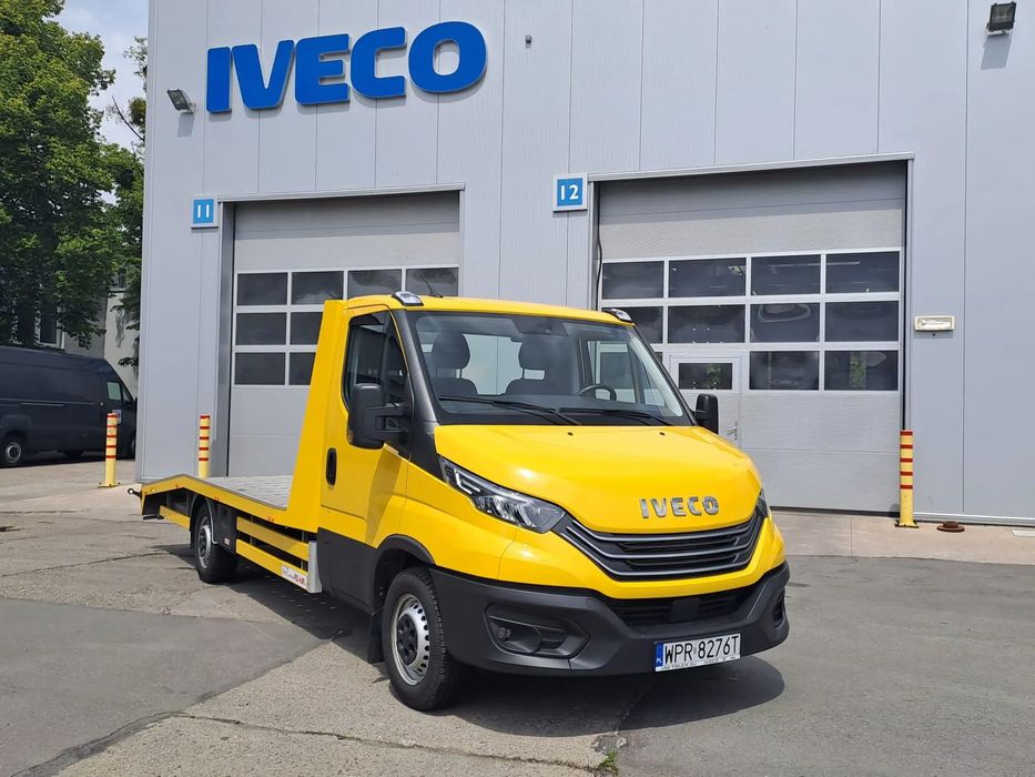 Iveco 35S18 LAWETA LEDY HAK 3,5 TONY SILNIK 3 LITRY  Obsługa olejowa w cenie