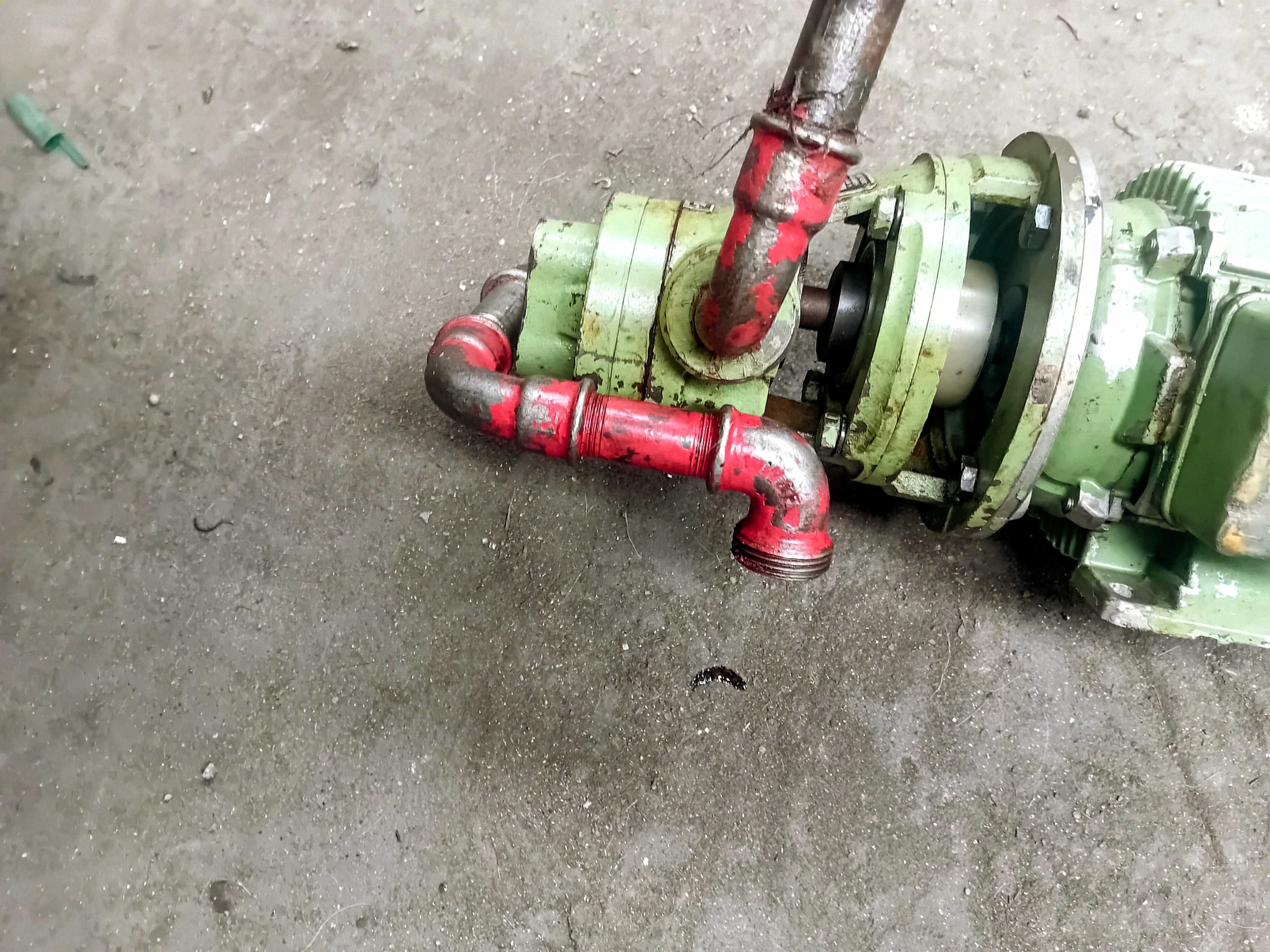 Bomba hidráulica com motor AEG