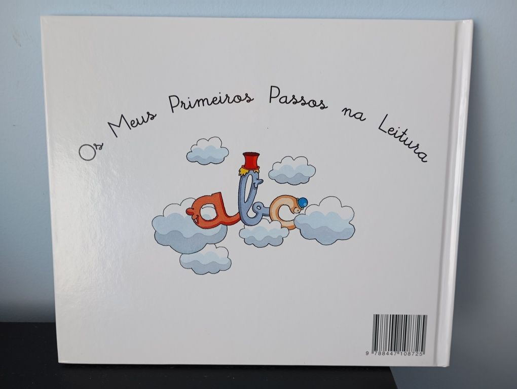 Livro infantil N de Nuno