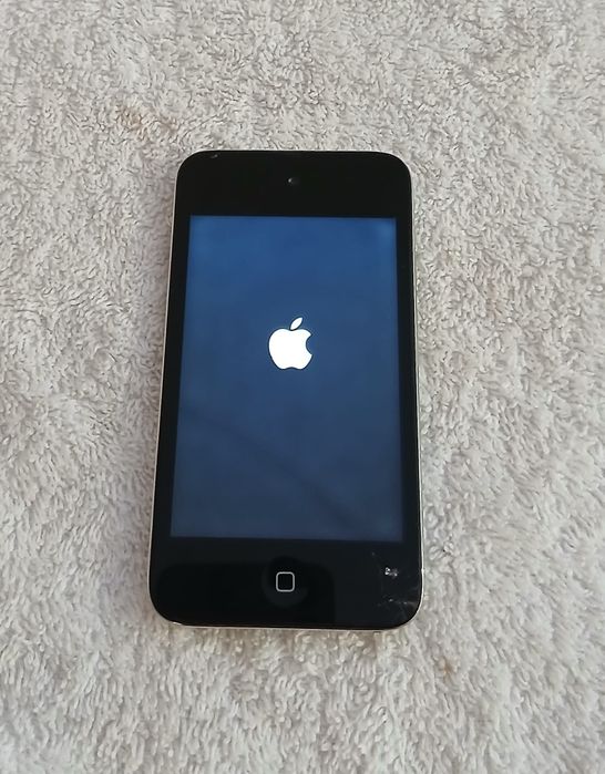 Ipod 32GB trabalha mas tem visor estalado