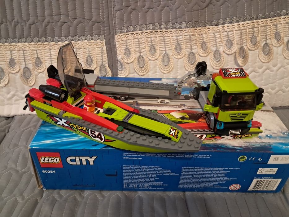 Lego completo camião mais barco