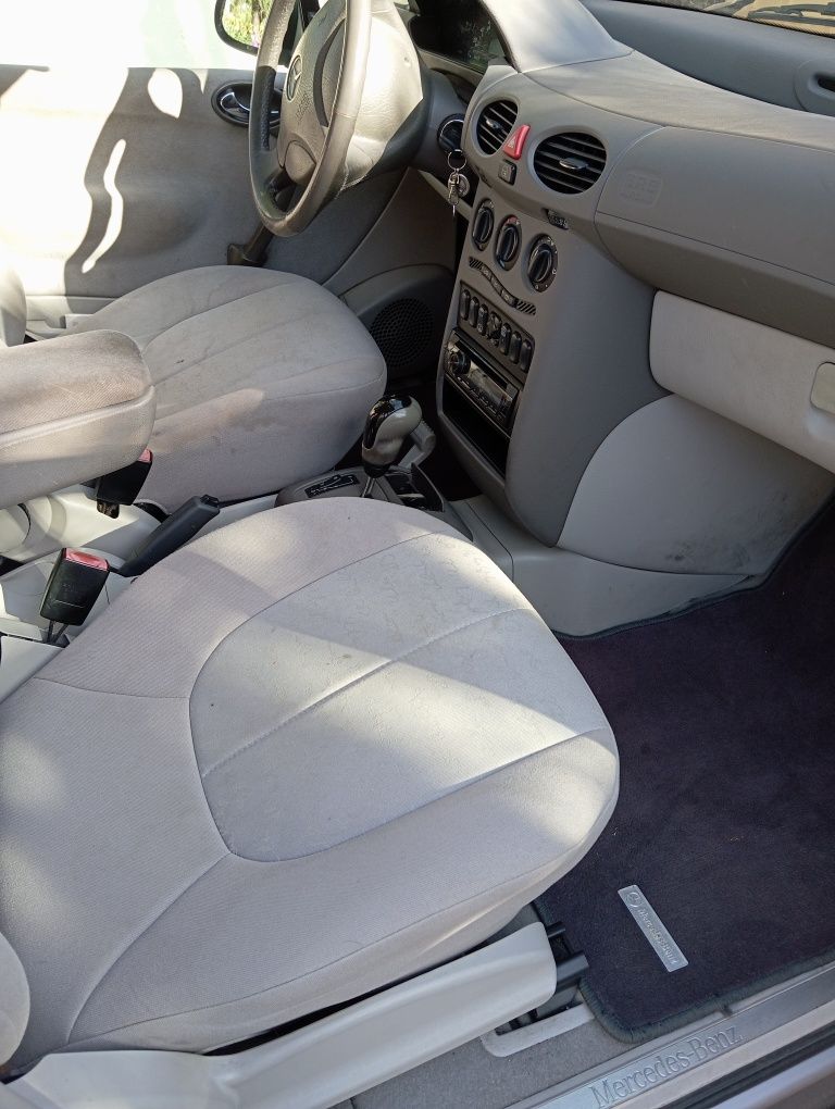 Vende Mercedes A 140