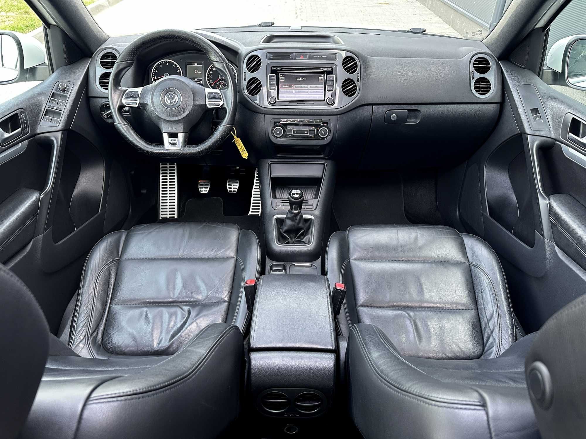 VW TIGUAN LIFT 1.4 TSI 160PS 4x4 R-LINE Panorama Skóra LED Kamera 19"