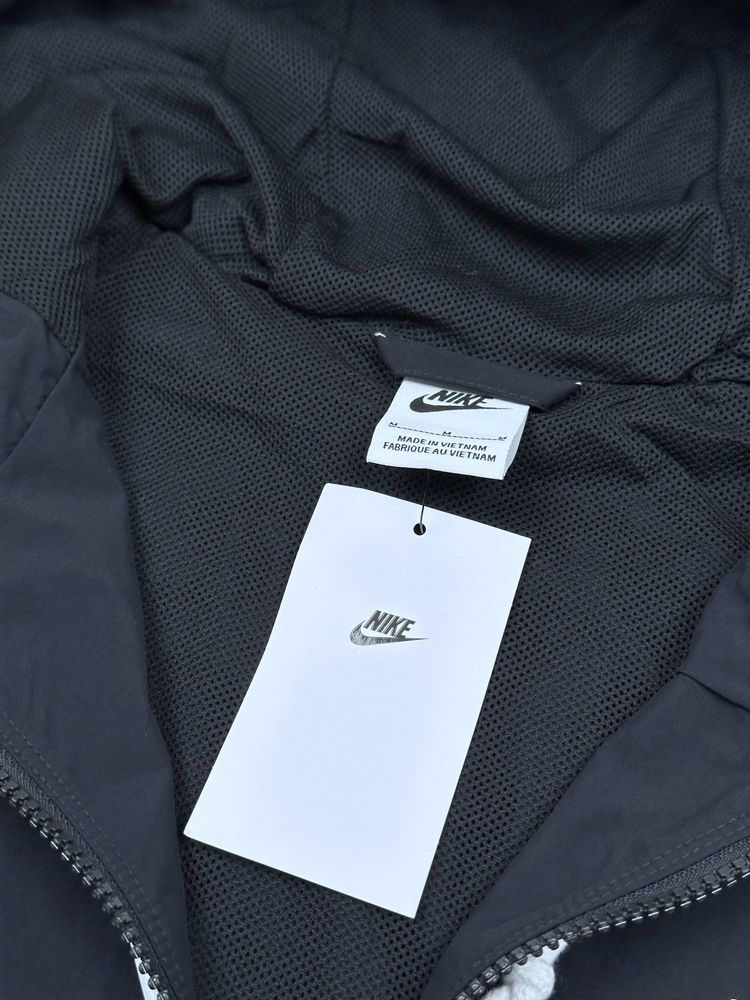 Оригінал | Вітровка Nike FB7397-010 куртка