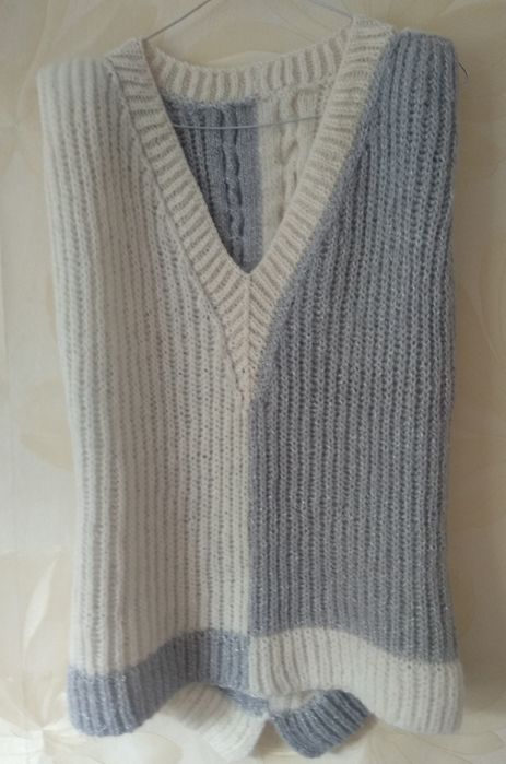 Ręcznie wykonana kamizelka w kolorze srebrnym i białym. Elastyczna, r