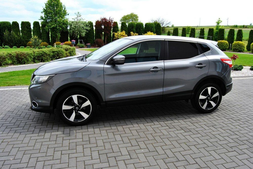 Nissan Qashqai Benzyna Turbo * Zarejestrowany PL * LEDY * Klima tronik * ALUSY 18"