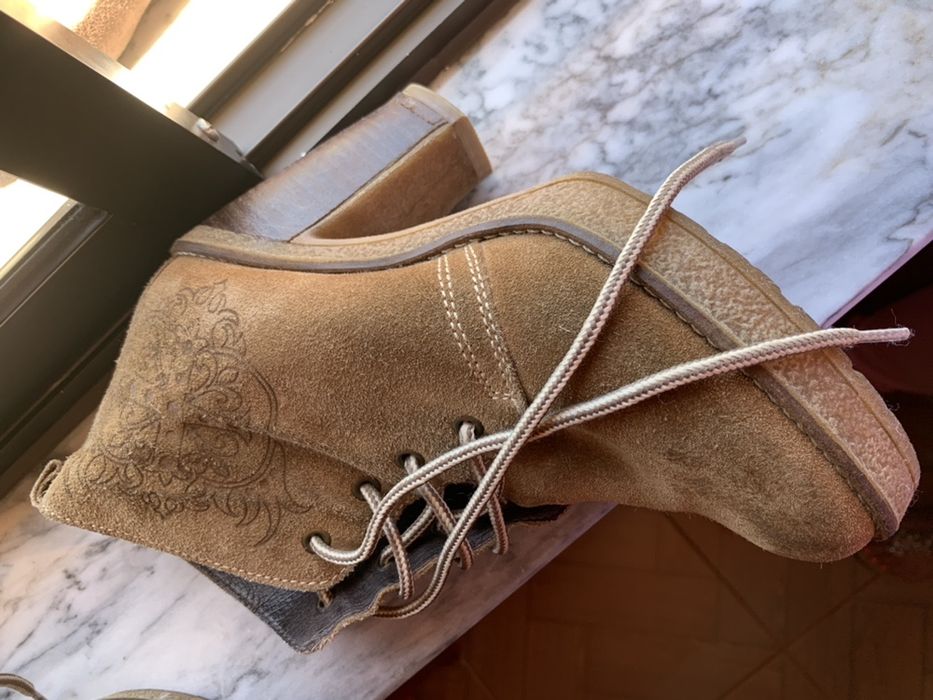 Botins Pele seaside