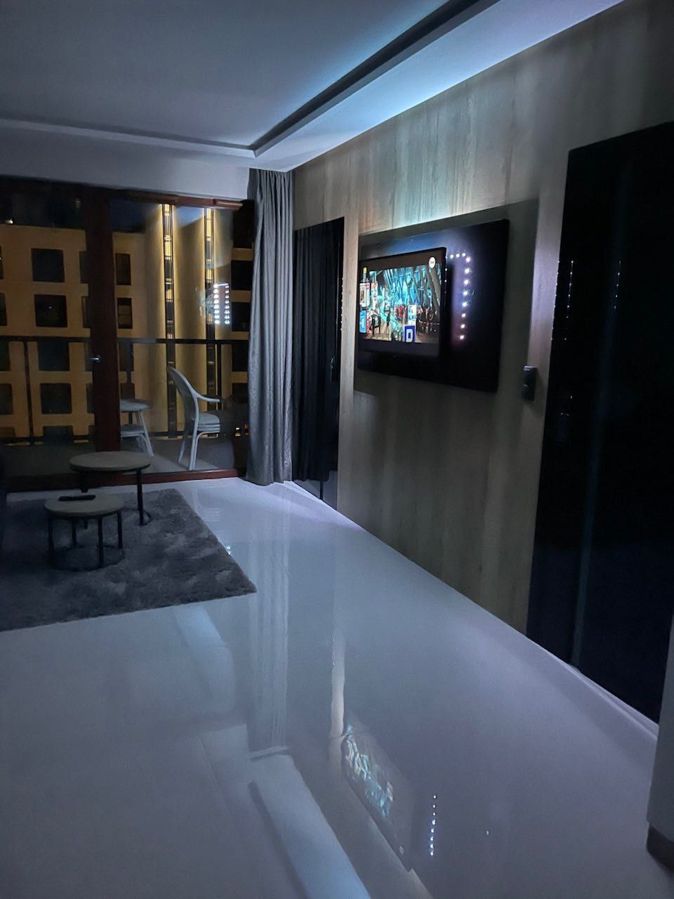 Ekskluzywny apartament premium – ul. Grzybowska 85, 40 m², FV8%