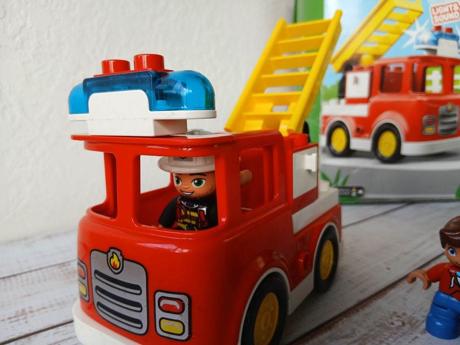 Lego duplo 10901 Лего дупло Пожежна машина, оригінал