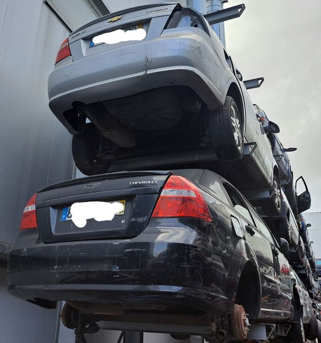 Chevrolet Aveo 2009 todas as peças destas viaturas