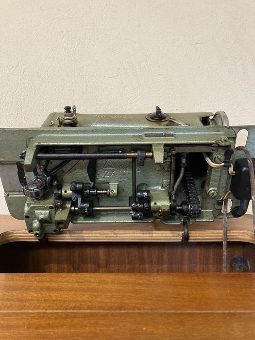 Maszyna do szycia Łucznik