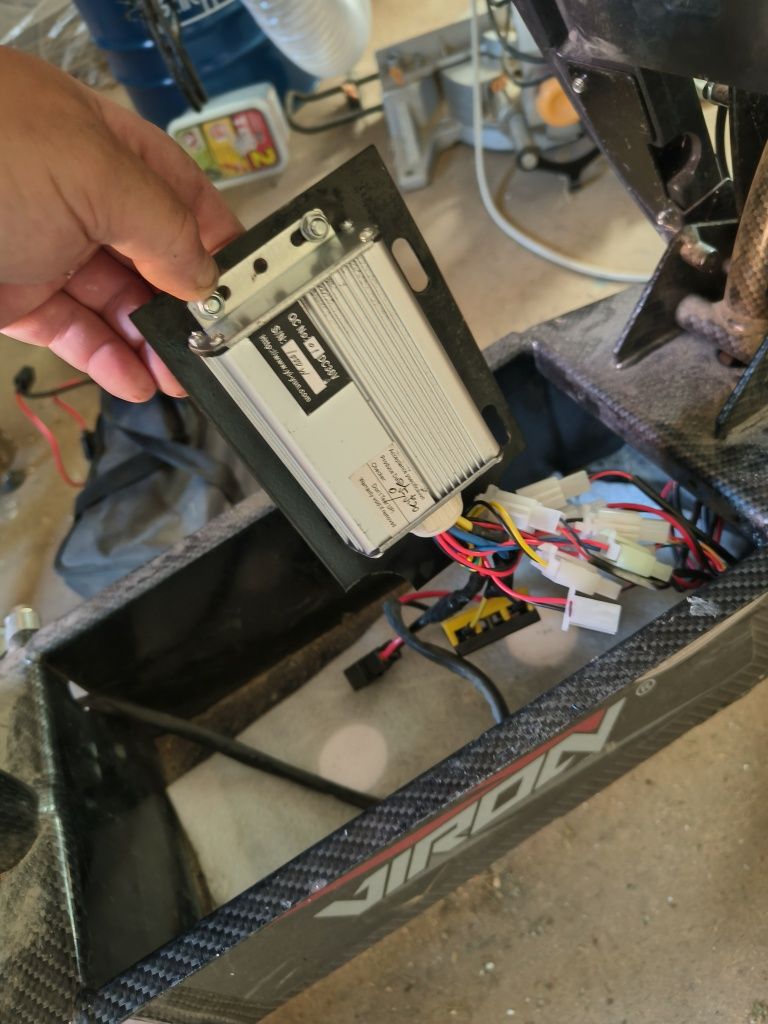 Uniwersalny sterownik silników szczotkowych 36v 1000w