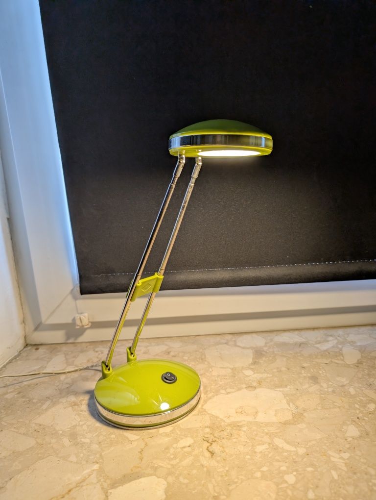 Lampka na biurko led