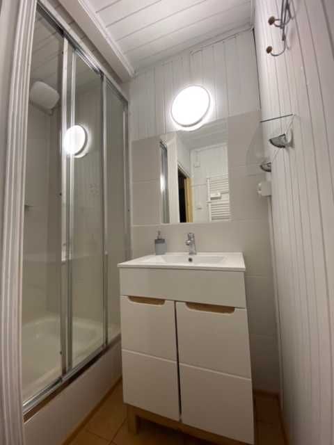 Domek nad jeziorem Łąkie jacuzzi sauna prywatny pomost