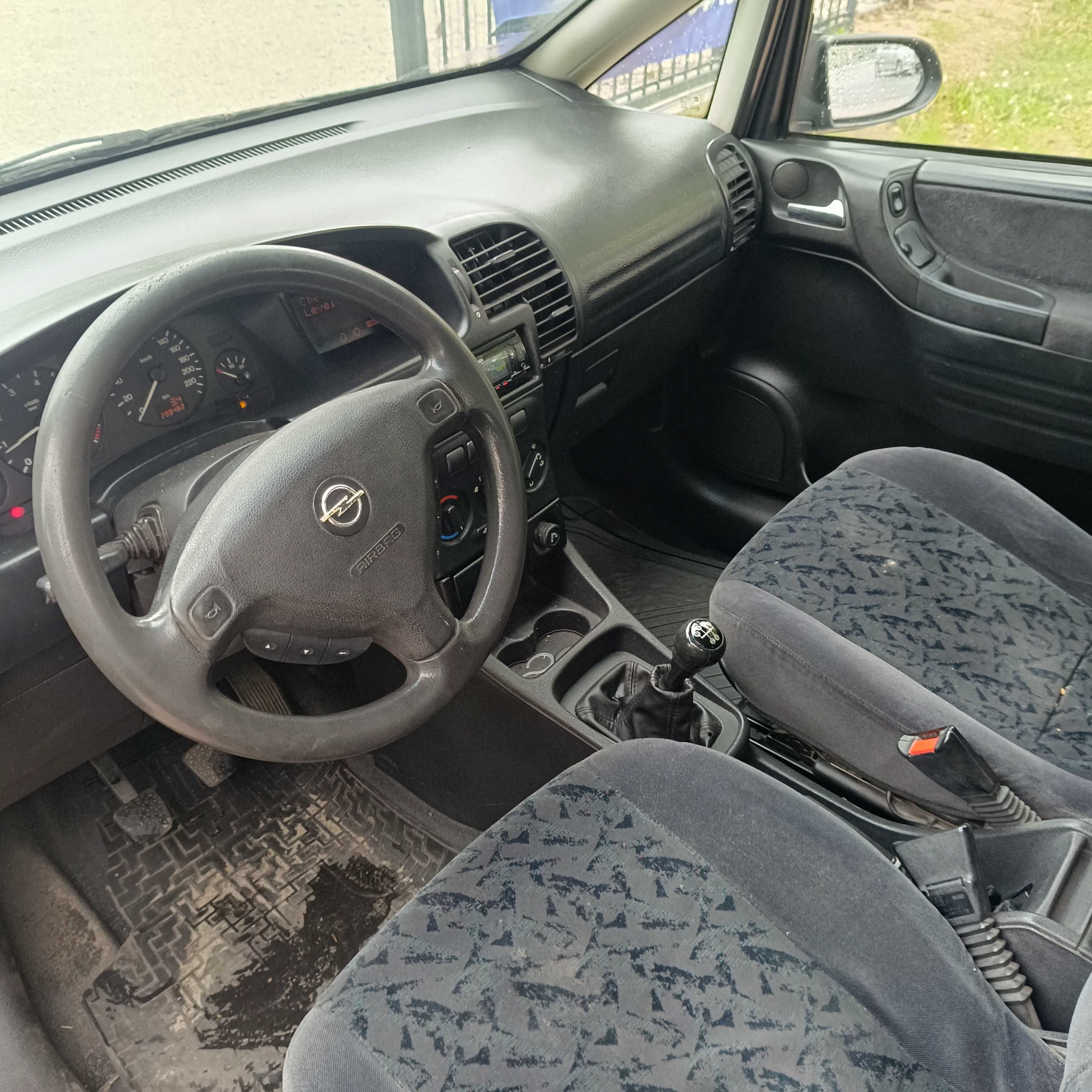 Opel Zafira // 1.6 LPG // 7-osobowy // Sprawny