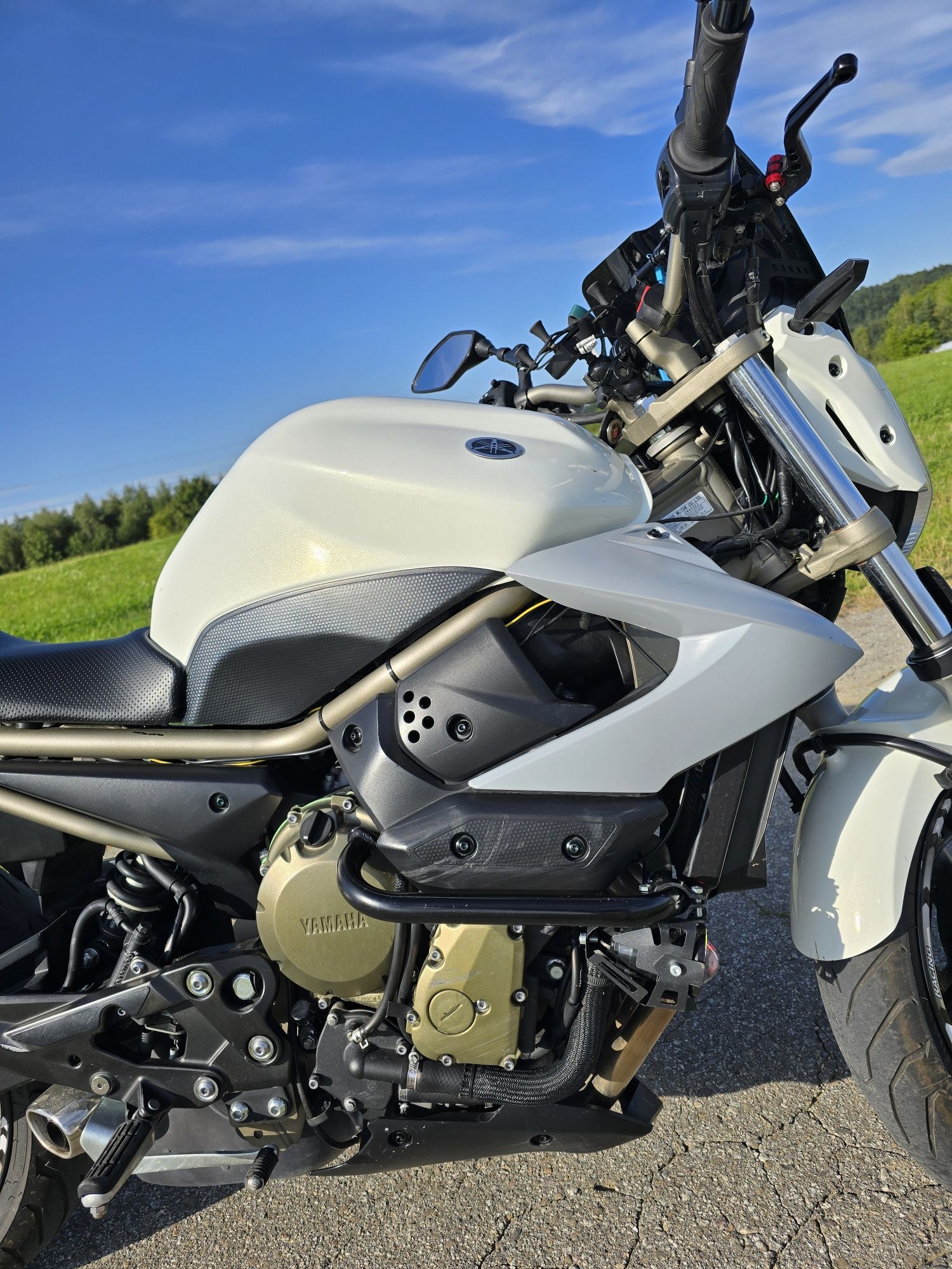 Sprzedam Yamaha XJ6 N