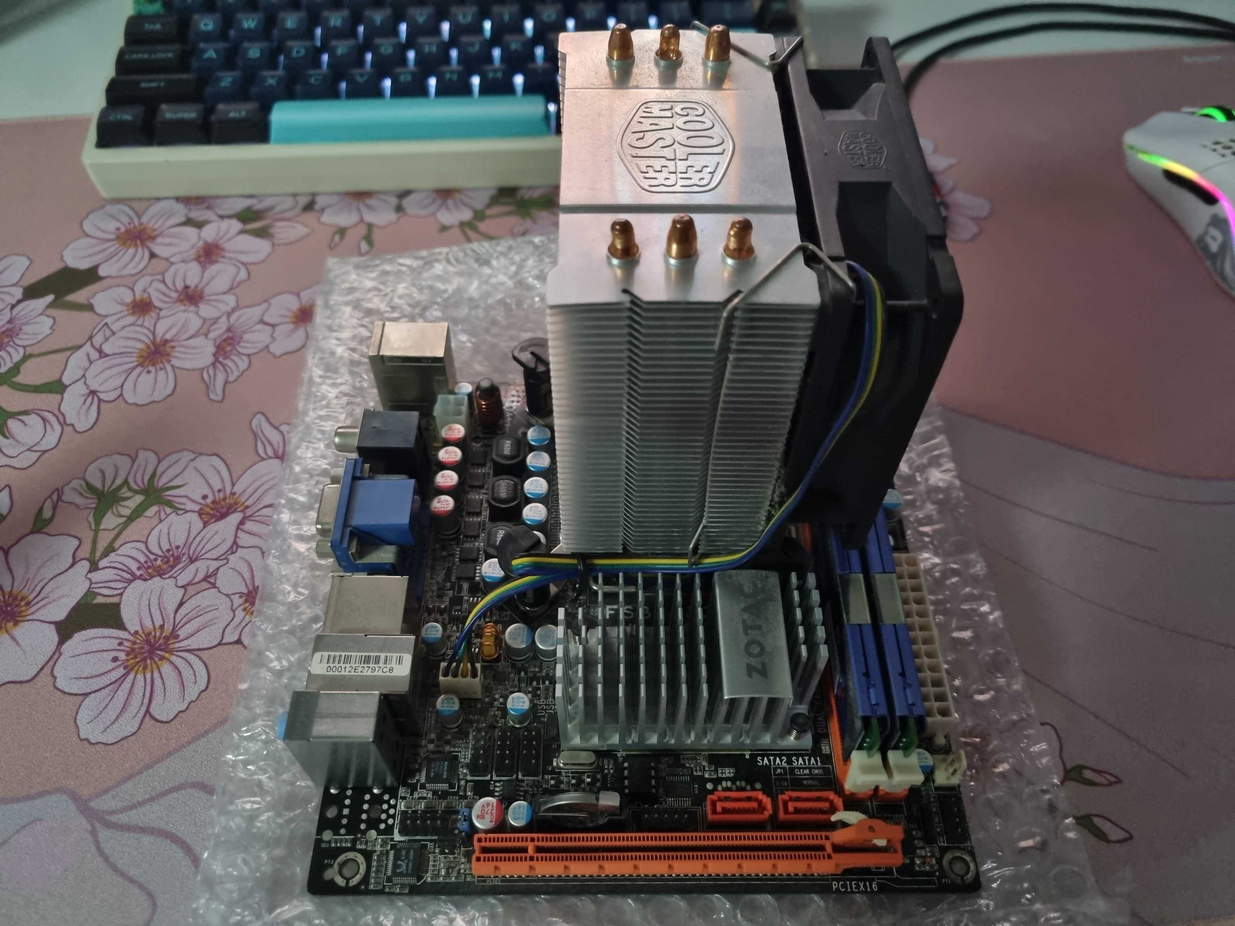 Płyta główna ITX zotac 775 z procesorem, 4GB ram i chłodzeniem