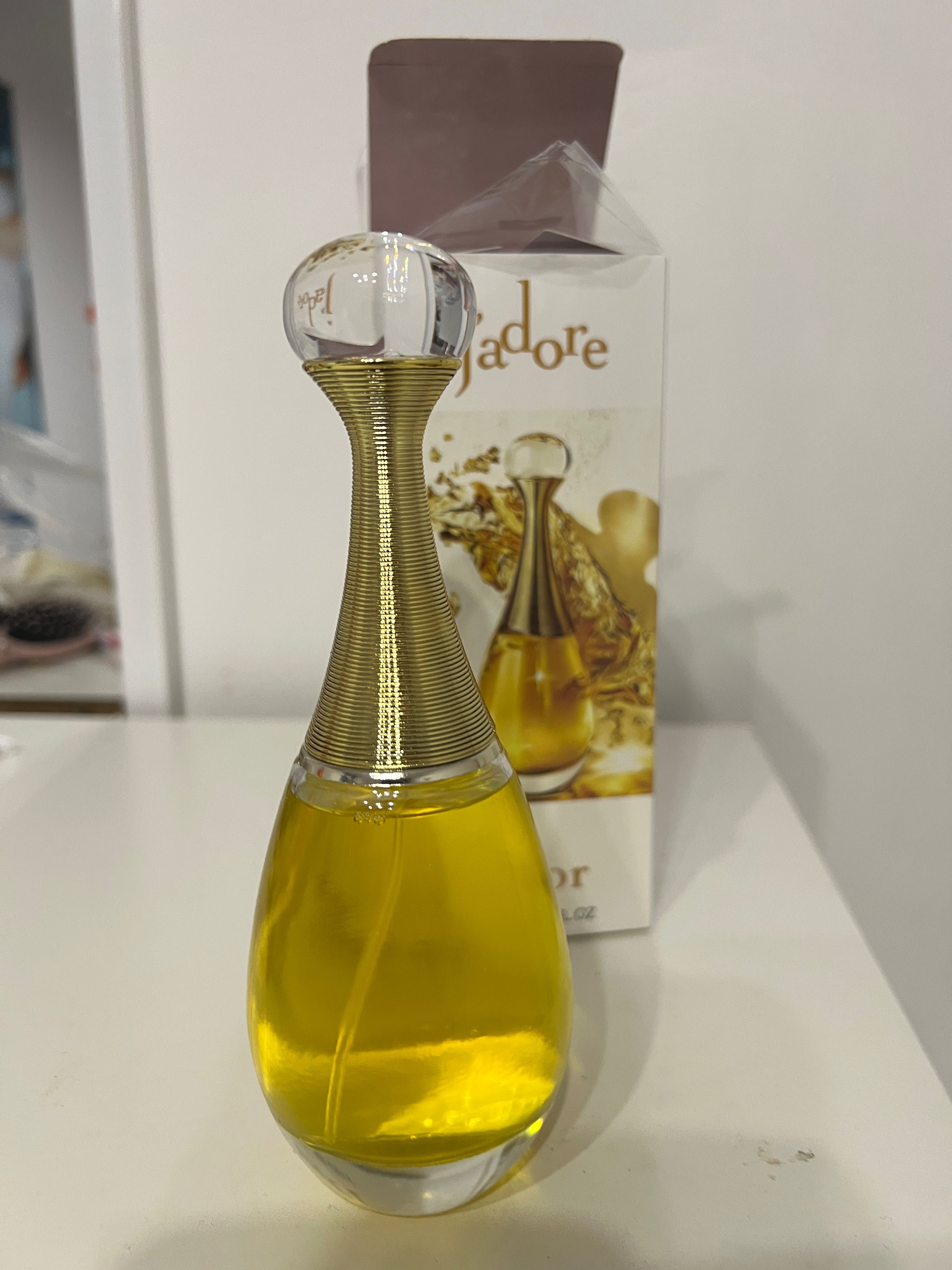 Perfumes resto de loja JADORE