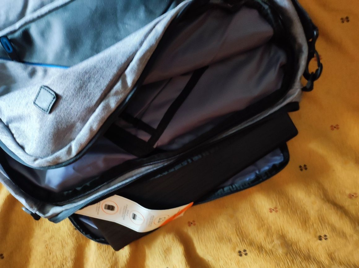 Conjunto de 5 Mochilas para Portáteis