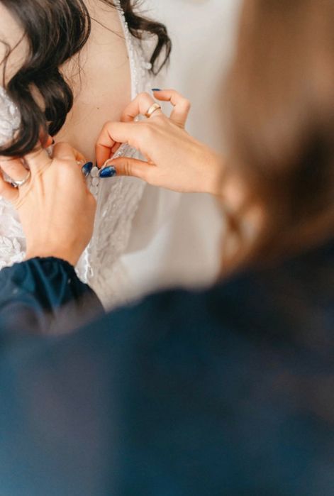 Suknia ślubna z długim rękawem