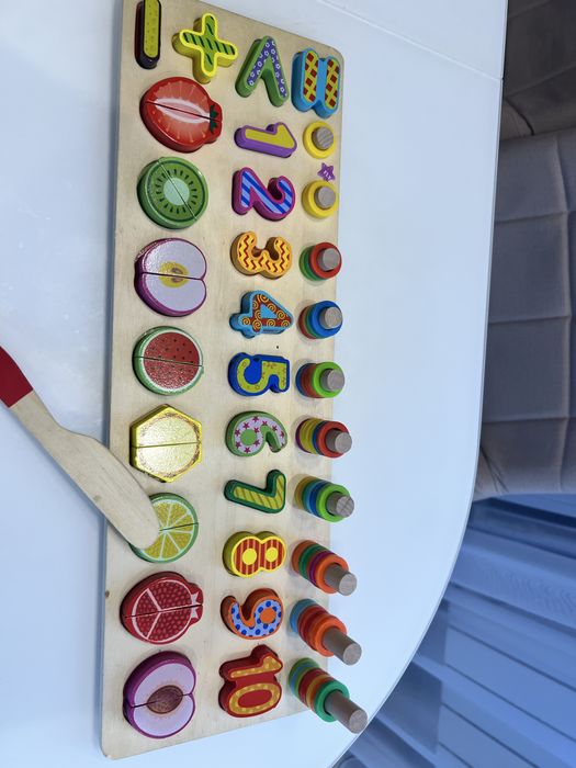 Дошка сортер Монтесорі цифри фрукти  кільця