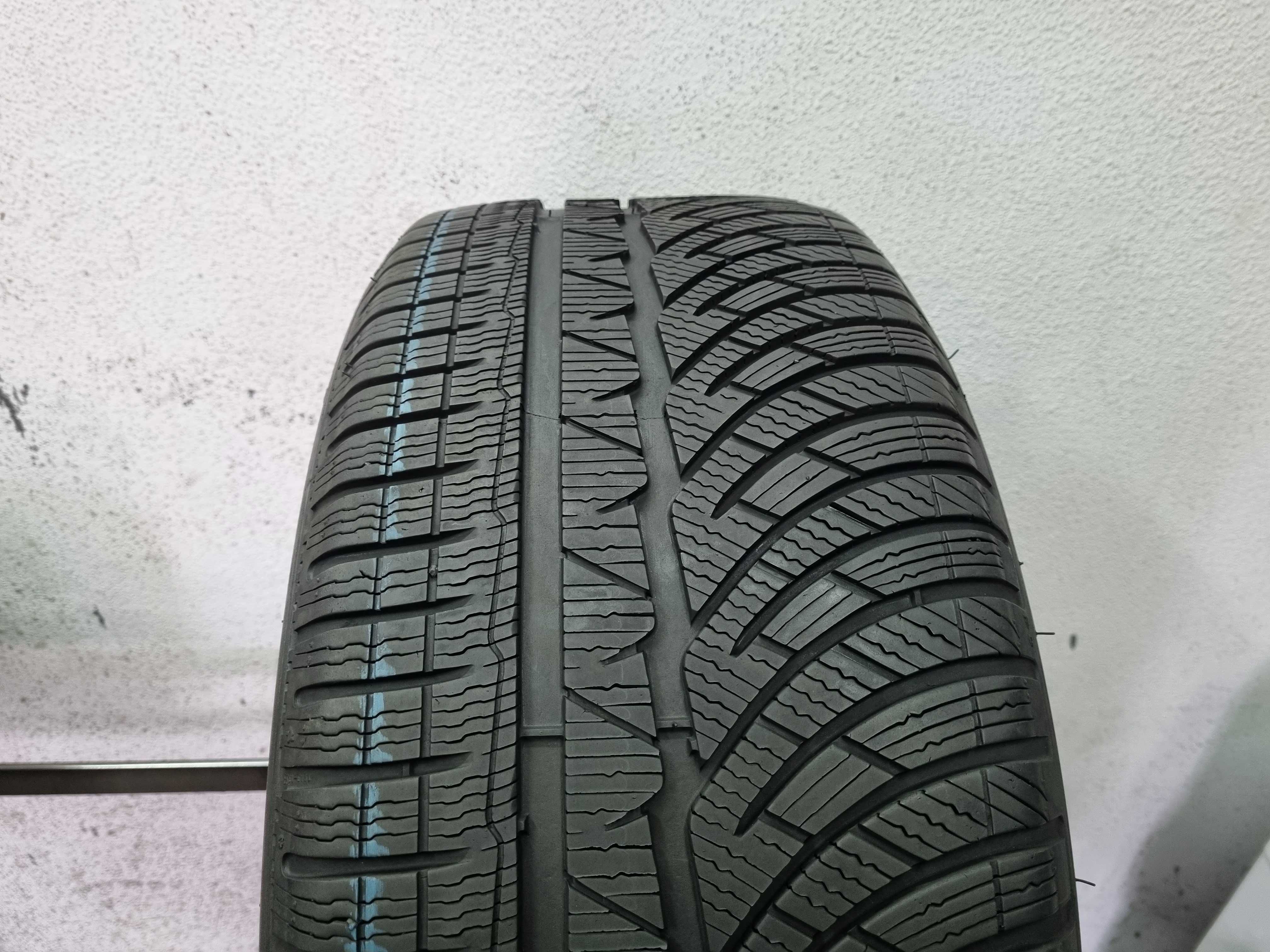 245/50/18 100H Michelin Pilot Alpin PA4 ZP * RSC D.1517