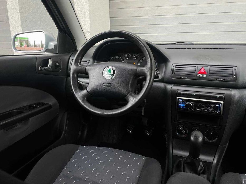 Продам  Skoda Octavia 2002. Можна в розстрочку, під викуп.