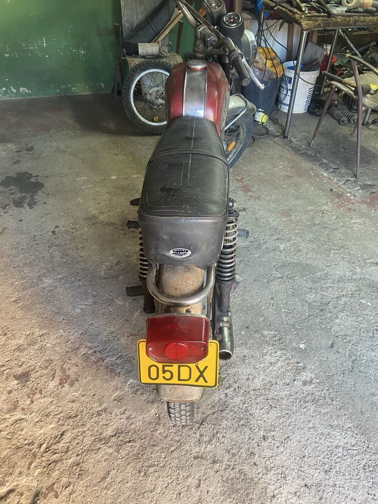 Moto em ótimo estado