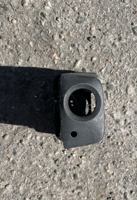 Крепление камеры заднего вида Porsche Macan 95B807997