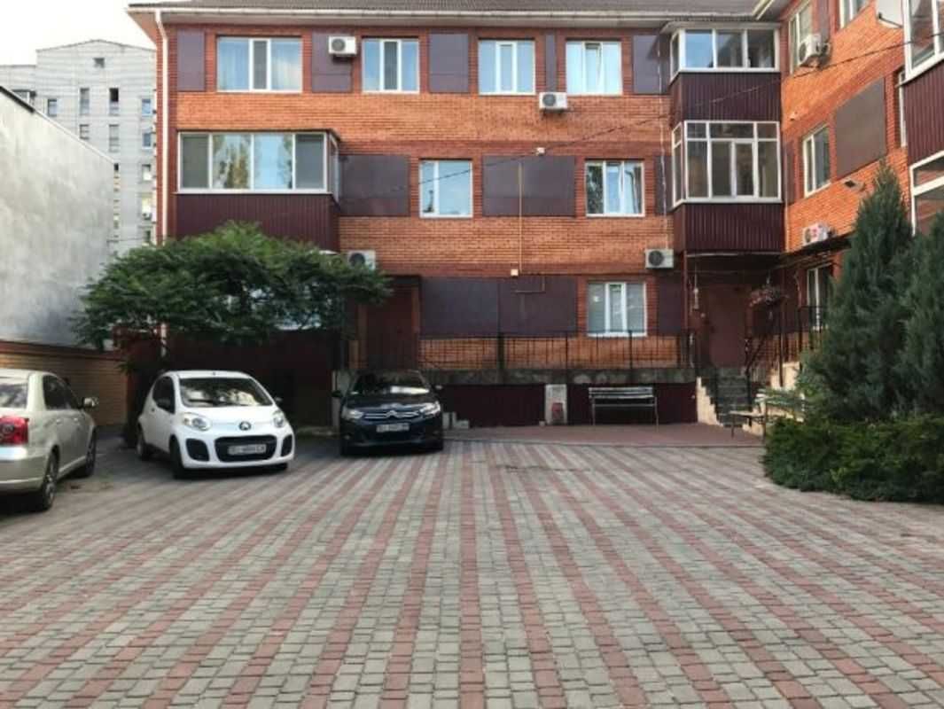Продаж 4-х.кімн./ автоном. опалення/ Центр