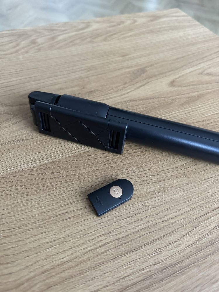Selfie Stick -statyw do telefonu