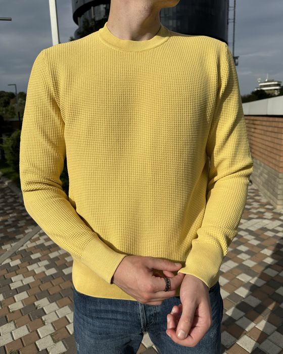 Новий чоловічий светр Zara