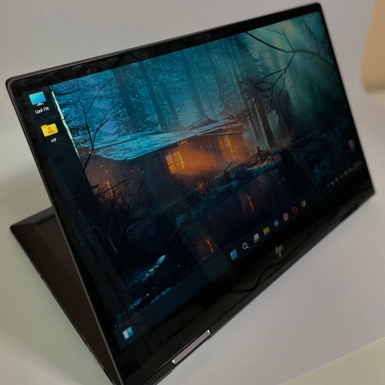HP Envy x360 15-ds1083cl, 15,6. AMD RYZEN 7 4700u