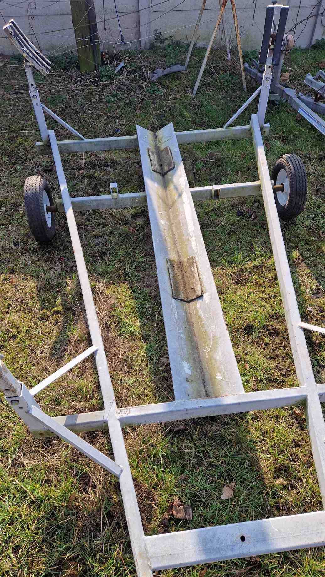 Stojak łoże podpora pod jacht portowy