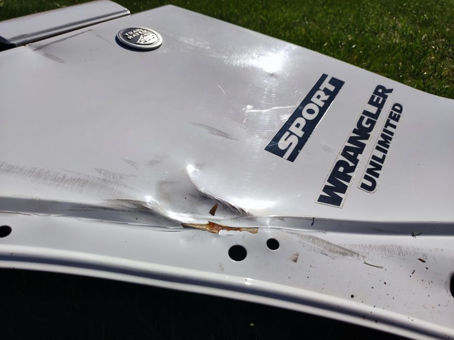 błotnik przedni lewy Jeep Wrangler JK JKU III 06-18 Unlimited PW7