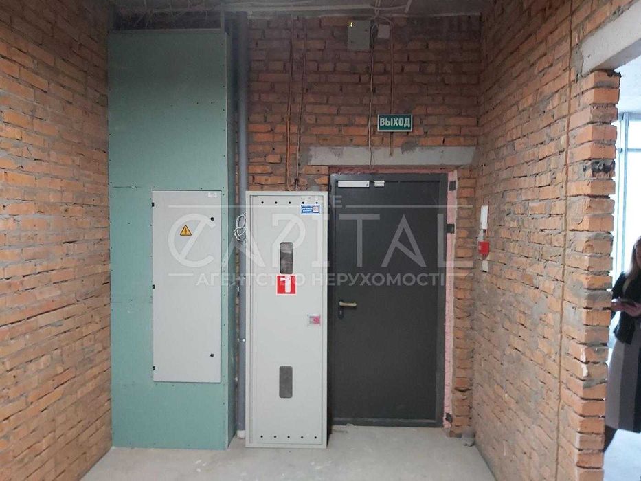 Комерційне приміщення фасад 470 м.кв ЖК PARK AVENUE VIP