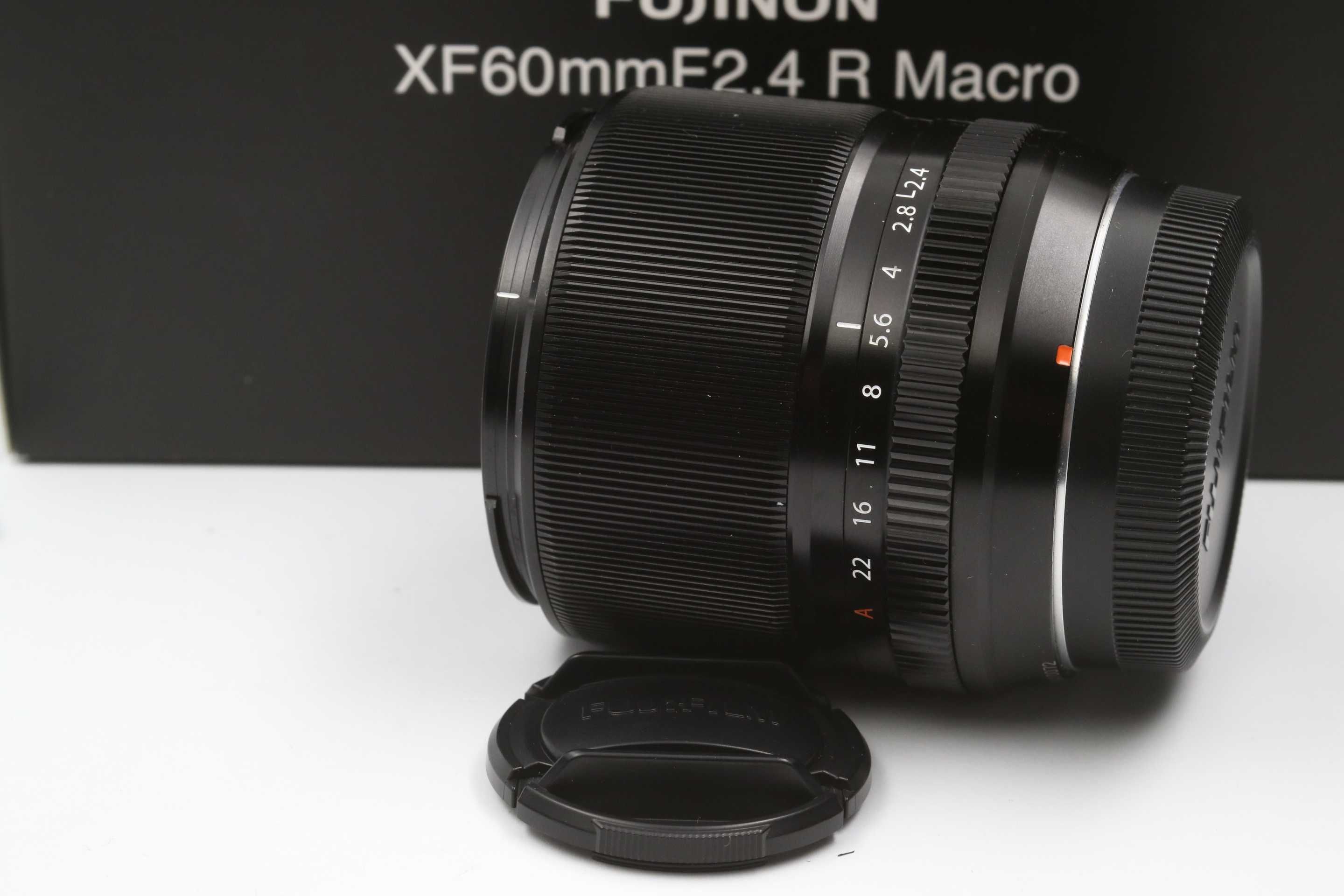 Fujinon XF 60mm f2.4 R Macro ідеальний стан.