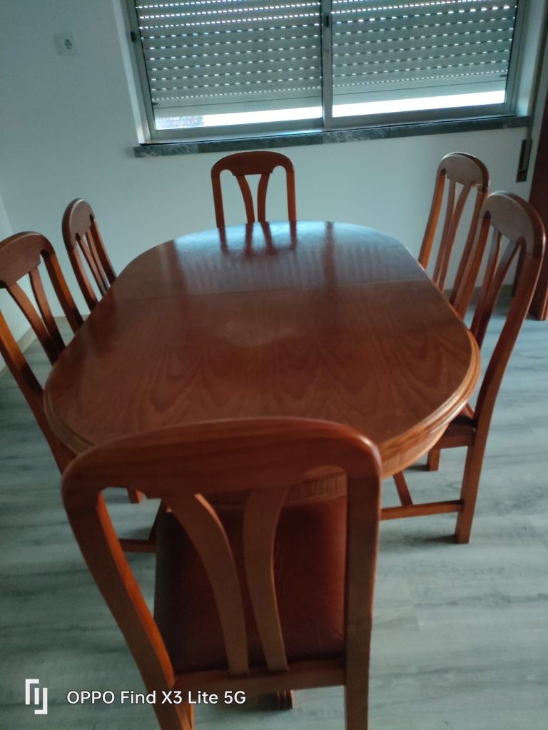 Conjunto mesas e cadeiras - sala jantar