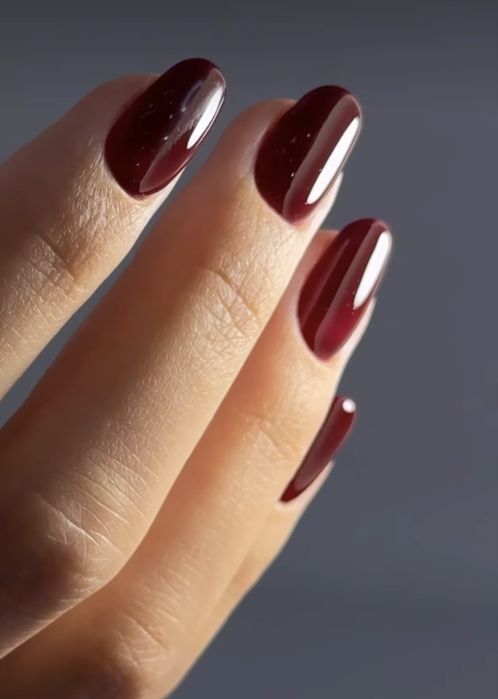 Манікюр, педикюр виїзд на дом