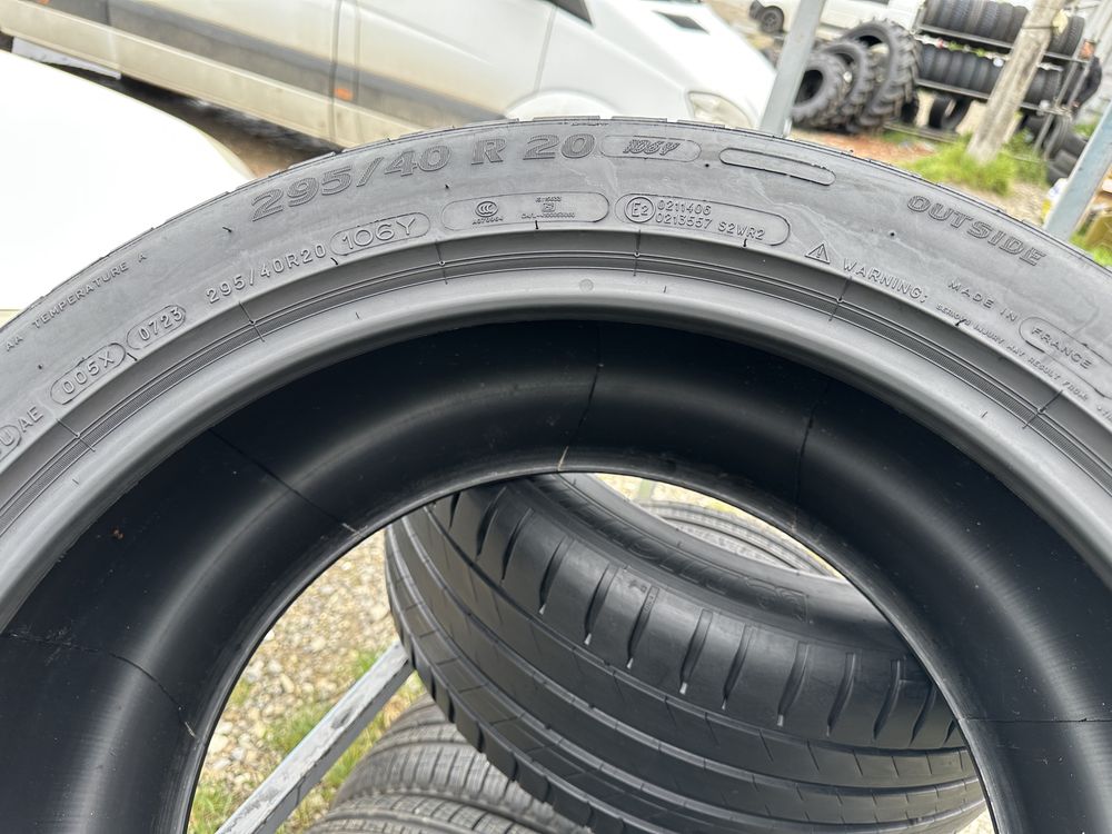 Шини б/у 295/40/20 R20 Michelin