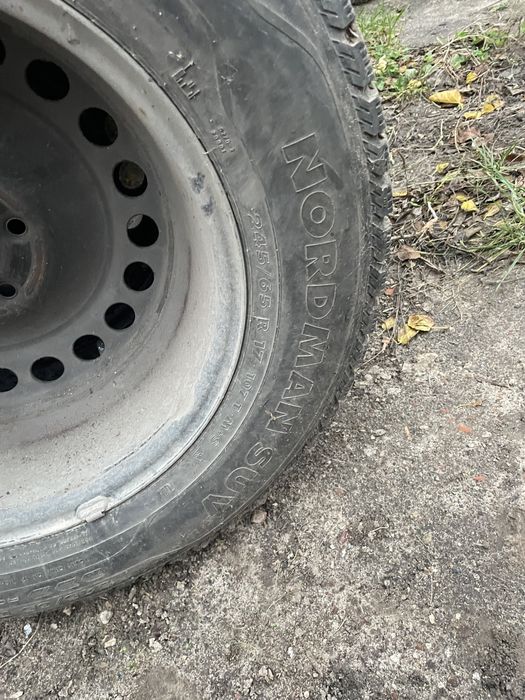 245/65r17 Nordman suv  Зимова гума