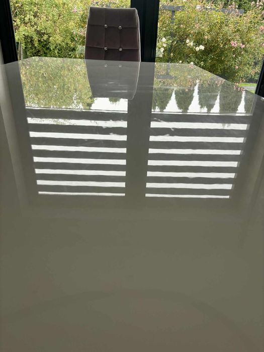 Stół biały w połysku jadalny rozkładany