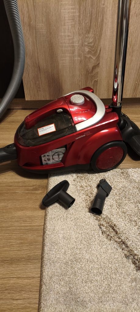 Odkurzacz bezworkowy DirtDevil 2000w